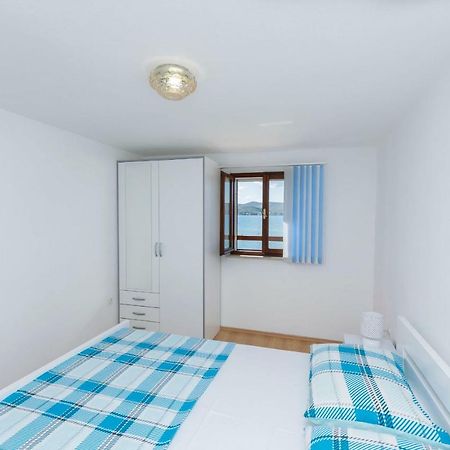 Apartment Island Dream กราปานจ์ ภายนอก รูปภาพ