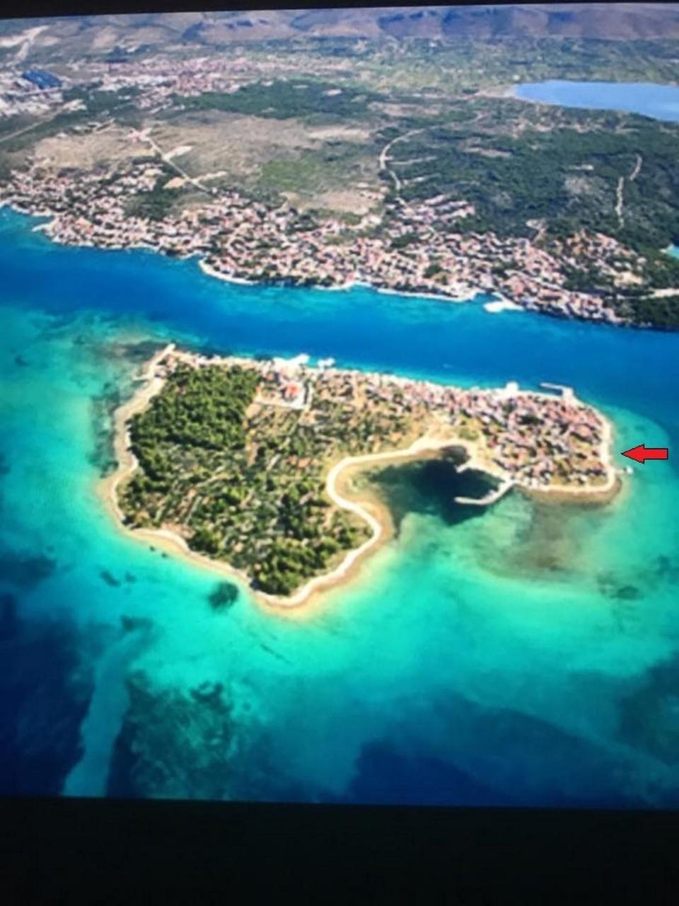Apartment Island Dream กราปานจ์ ภายนอก รูปภาพ