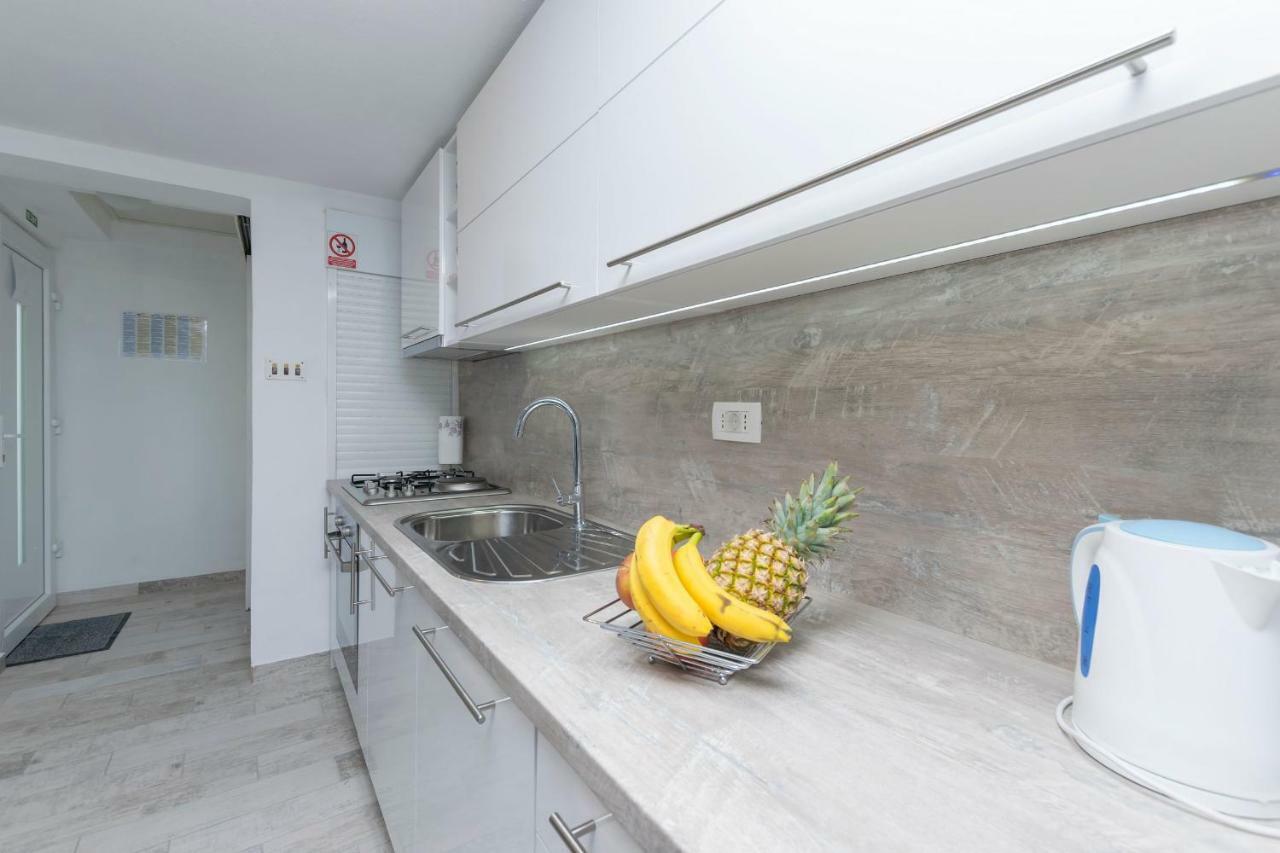 Apartment Island Dream กราปานจ์ ภายนอก รูปภาพ